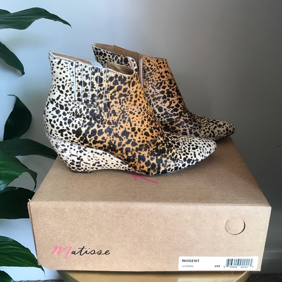 Matisse Shoes - Matisse Nugent Bootie in Leopard